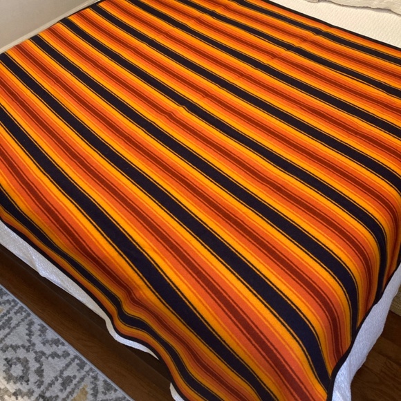 Pendleton wool throw - Picture 4 of 5